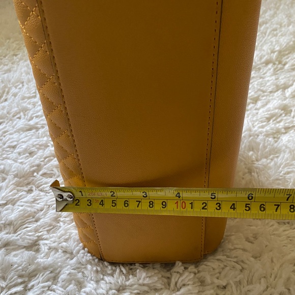 πβ¨ GUESS PURSE AND MATCHING WALLET SET - Picture 8 of 11